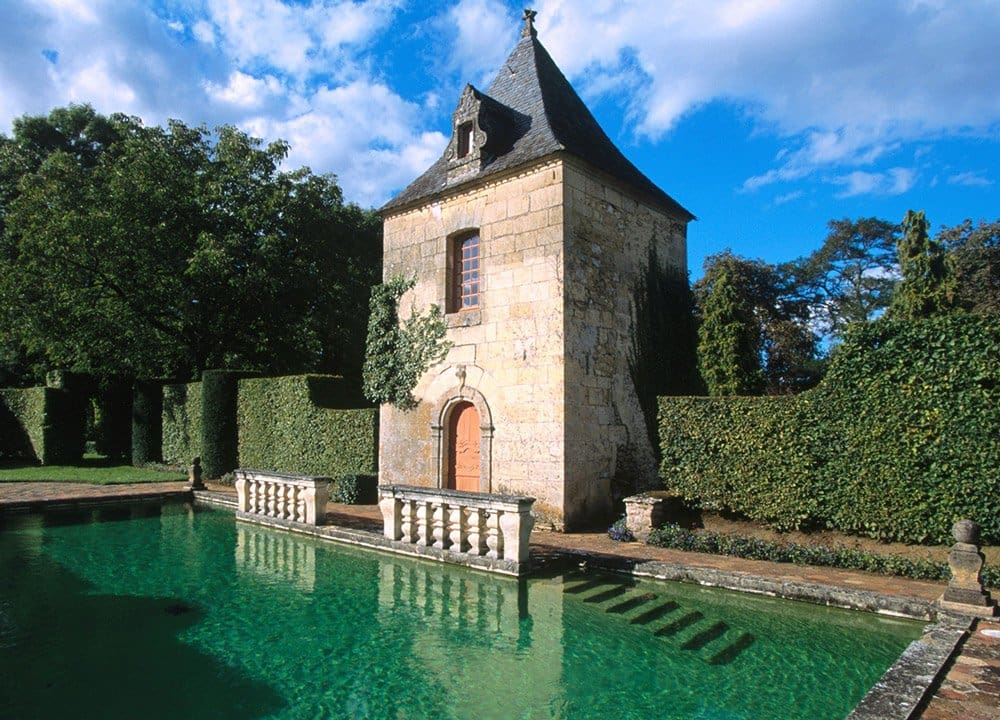 castle-air-bnb Dordogne airbnb